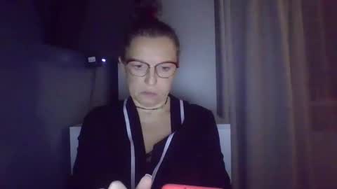 Snapshot of evaglad chatting on September 25, 5:20 pm evaglad online show from September 25, 5:20 pm