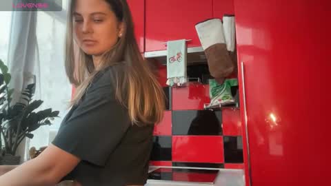 EvaHazard online show from March 13, 2:42 pm