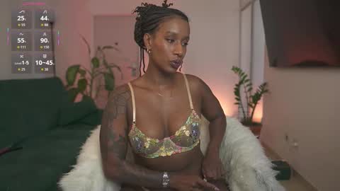 evajacksss_ online show from February 27, 9:07 pm