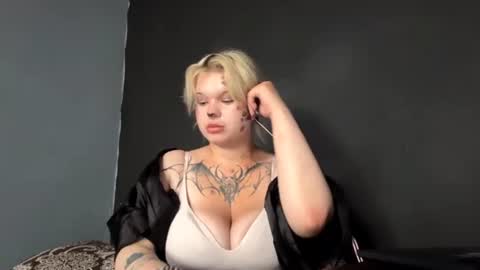 Eva online show from July 30, 10:49 am