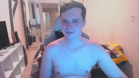evan_boomer online show from June 5, 3:39 pm