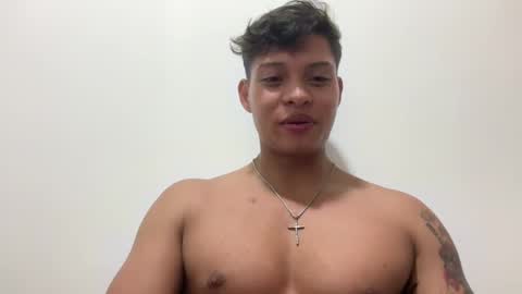 Snapshot of evan_greey chatting on February 26, 3:25 am EVAN GREY online show from February 26, 3:25 am