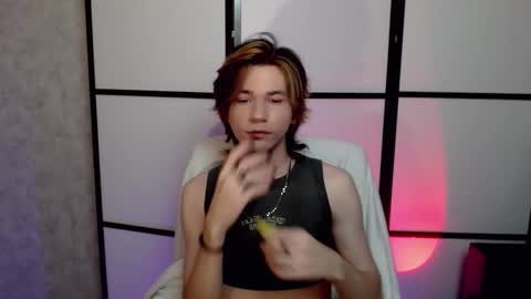 Snapshot of evan_reinhart chatting on October 14, 5:54 am evan_reinhart online show from October 14, 5:54 am