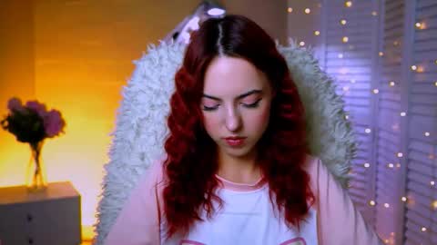 Eva  online show from October 26, 1:45 pm