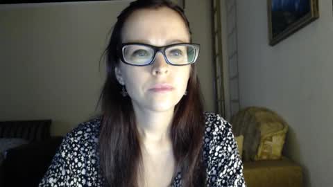 Snapshot of evangeline06 chatting on October 7, 9:27 am YourMistress online show from October 7, 9:27 am