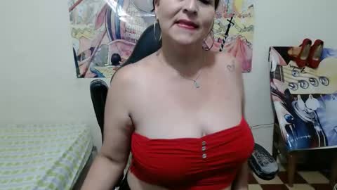 Snapshot of evangelinhotxxx33 chatting on March 3, 11:03 pm Eva online show from March 3, 11:03 pm