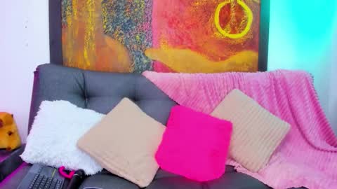 Evan and Susan online show from December 17, 1:56 am