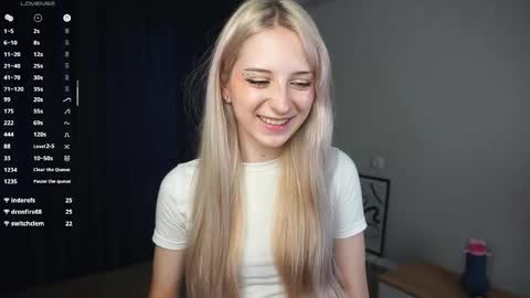 Snapshot of evaqt chatting on September 23, 7:35 am Eva online show from September 23, 7:35 am