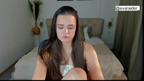 Eva online show from April 1, 1:41 pm