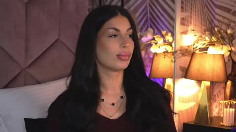 EvaRhea online show from February 17, 4:11 am