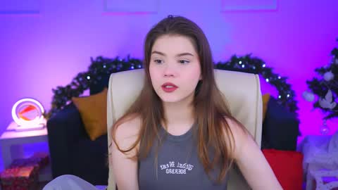 Snapshot of evathopson chatting on January 29, 12:02 pm Eva  next stream -  - 1600 UTC2000  online show from January 29, 12:02 pm