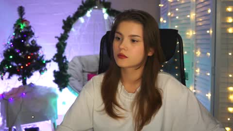 Snapshot of evathopson chatting on December 27, 3:26 pm Eva  next stream -  - 1600 UTC2000  online show from December 27, 3:26 pm