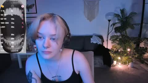      online show from April 21, 1:42 am