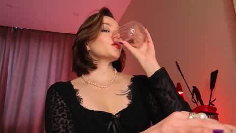 Eve  online show from March 8, 7:01 am