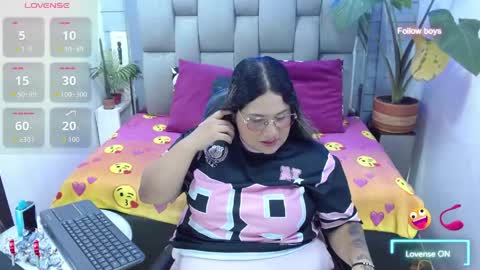 evelin zaens online show from April 14, 5:00 am