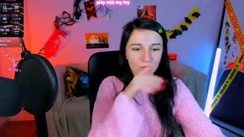 Snapshot of evelina_sun_ chatting on October 26, 10:38 am evelina online show from October 26, 10:38 am