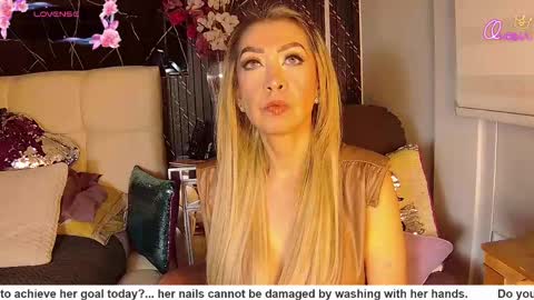 EvelynaGrey online show from May 13, 11:31 am