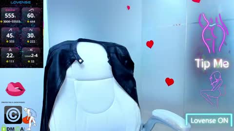 evelyne_rose online show from May 27, 4:53 am