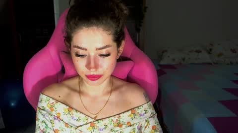 eveonly online show from December 22, 12:07 am