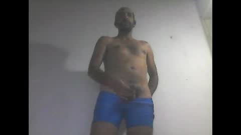 everaldosantos online show from February 23, 11:47 pm