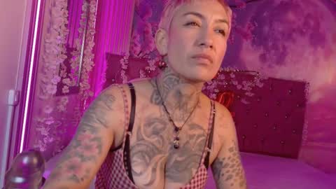 everlyn_sexx online show from February 16, 12:58 pm