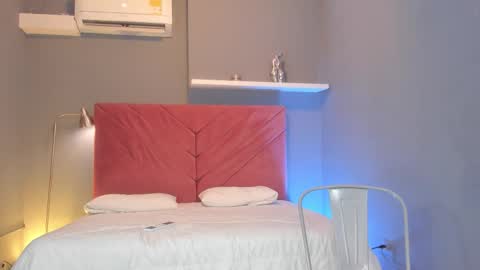 Sophia online show from November 25, 8:18 pm