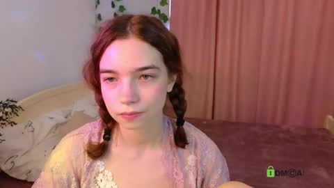 Snapshot of evi_brook chatting on October 8, 11:05 am evi_brook online show from October 8, 11:05 am