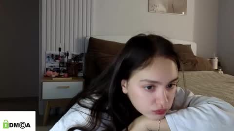 evi_woow online show from March 5, 4:43 am