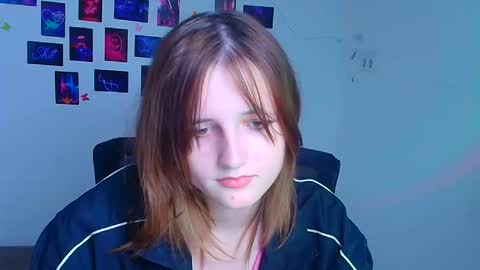 Evie online show from November 16, 6:21 pm