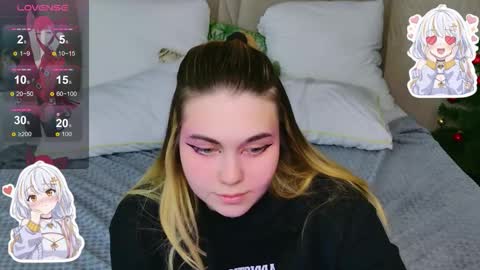 evie_val online show from January 10, 6:46 pm