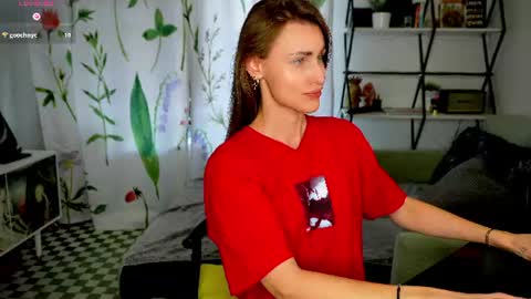 Mary online show from July 28, 3:21 pm