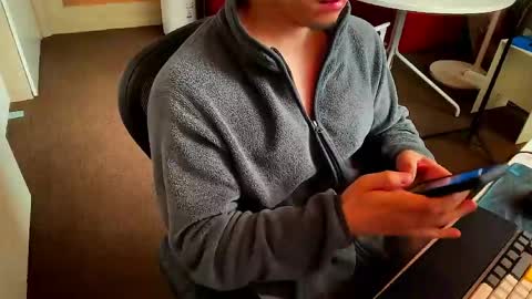 exhbon online show from April 23, 7:38 am