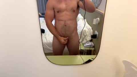 Make me cum online show from April 3, 3:19 pm