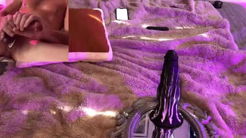 exhibitp online show from February 18, 7:09 pm