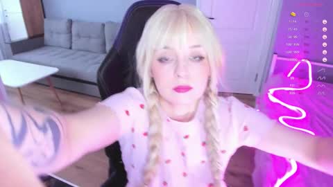  Amy  online show from March 2, 11:17 am