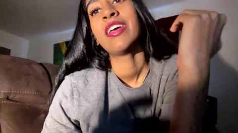 Snapshot of exoticanna444 chatting on December 7, 8:33 pm exoticanna444 online show from December 7, 8:33 pm