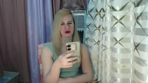 exoticbabes online show from November 6, 12:57 am