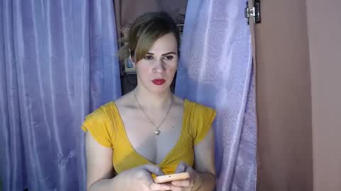 Snapshot of exoticbabes chatting on March 10, 5:11 am exoticbabes online show from March 10, 5:11 am