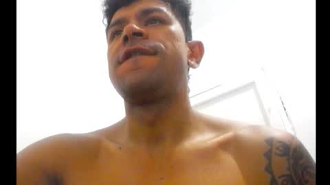 exoticboybigdick online show from December 22, 3:41 pm