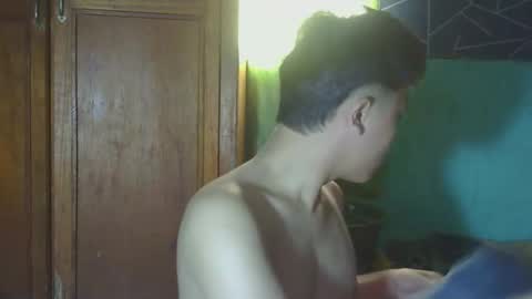 Jan online show from April 16, 11:18 pm