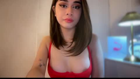 chloee online show from June 15, 9:51 pm
