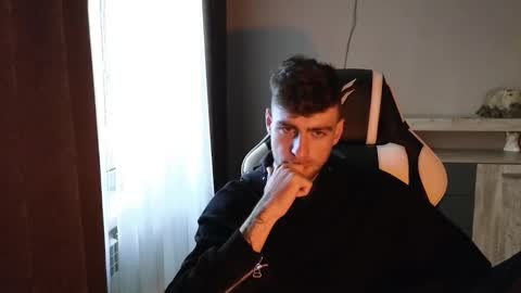 Sweetheart online show from October 1, 2:05 pm