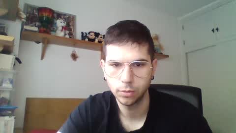 exterminator944 online show from December 3, 8:55 am