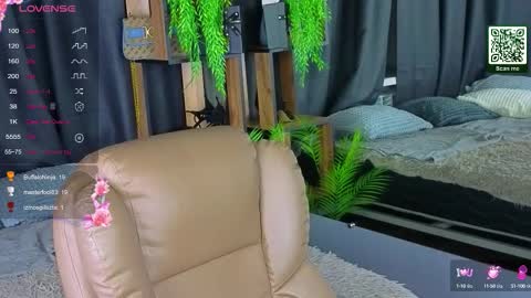 Snapshot of exxxcore_ chatting on October 13, 1:02 pm exxxcore_ online show from October 13, 1:02 pm