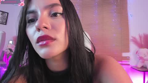 Snapshot of eyleen_lee_ chatting on January 10, 9:20 pm Eyleen online show from January 10, 9:20 pm