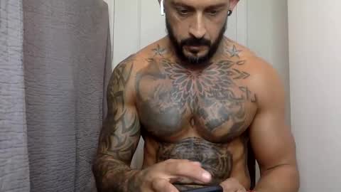 Fabianelgalan online show from December 15, 6:40 am