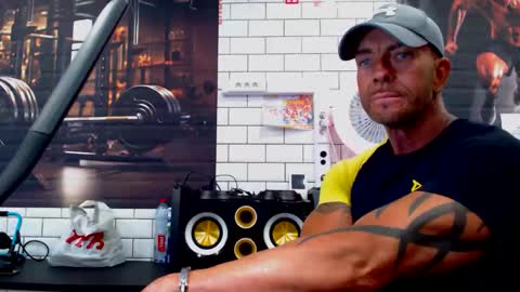 fabxxxl online show from September 16, 8:17 am