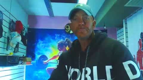 fabxxxl online show from November 18, 1:14 pm