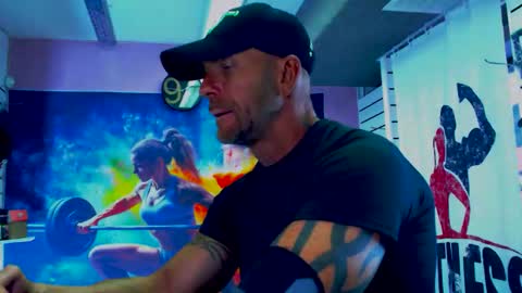 fabxxxl online show from October 14, 11:46 am