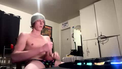 fadedboy4u online show from November 21, 5:49 am